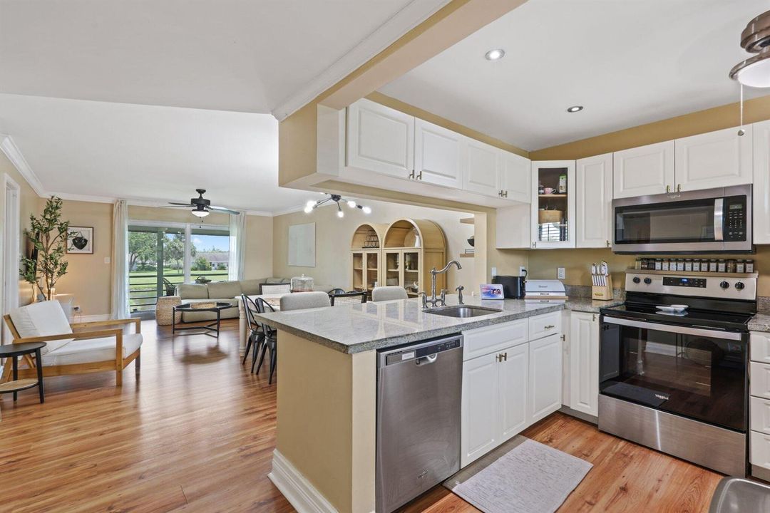 2700 Fiore 2020 Way 202 - 8.jpg-SMALL