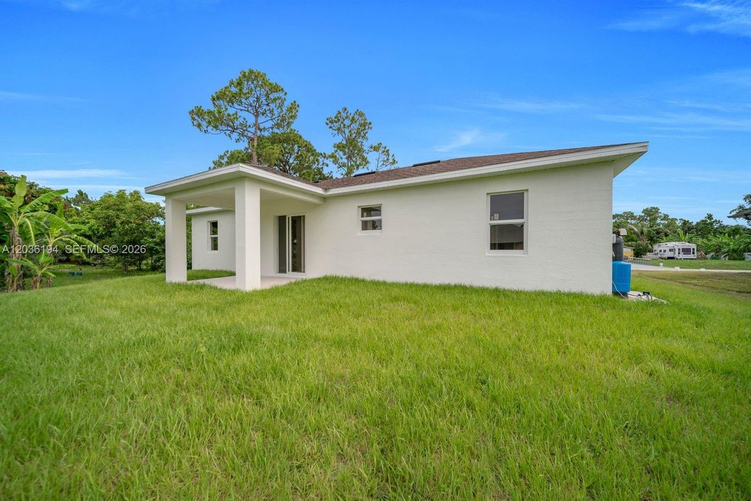 For Sale: $345,000 (3 beds, 2 baths, 1493 Square Feet)