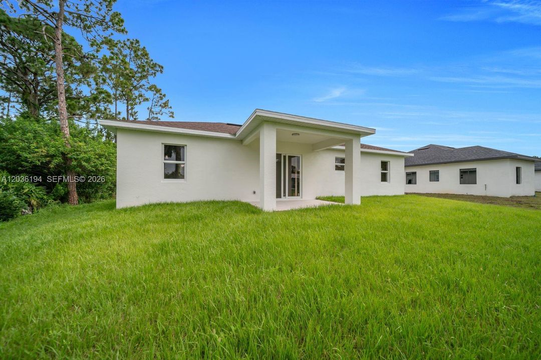 For Sale: $345,000 (3 beds, 2 baths, 1493 Square Feet)