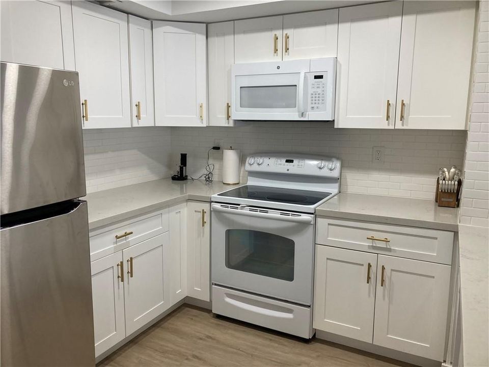 Full Kitchen