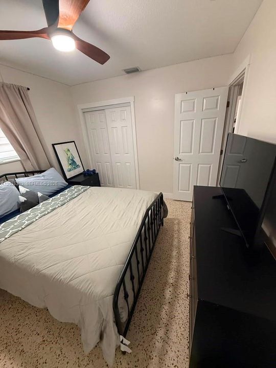 For Rent: $3,400 (3 beds, 2 baths, 2655 Square Feet)