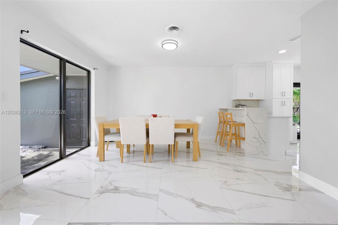 For Rent: $9,750 (4 beds, 3 baths, 2052 Square Feet)