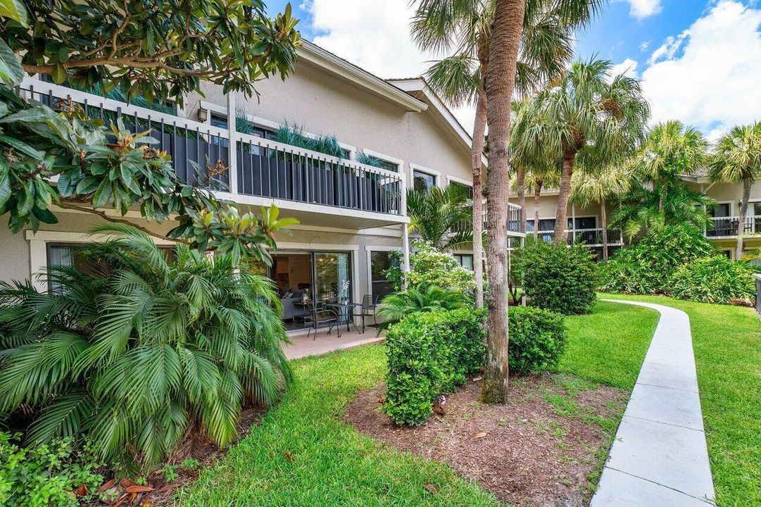 025-11863WimbledonCircle-Wellington-FL-3