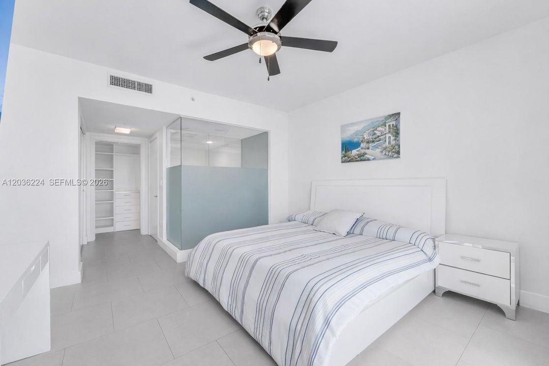 For Sale: $629,000 (2 beds, 2 baths, 1118 Square Feet)