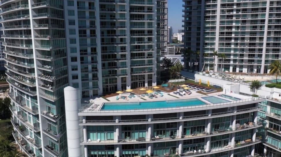 For Sale: $629,000 (2 beds, 2 baths, 1118 Square Feet)