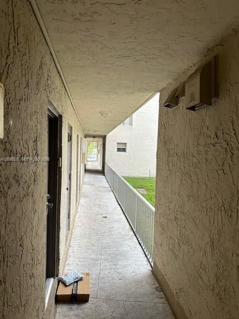 For Rent: $2,300 (2 beds, 1 baths, 850 Square Feet)