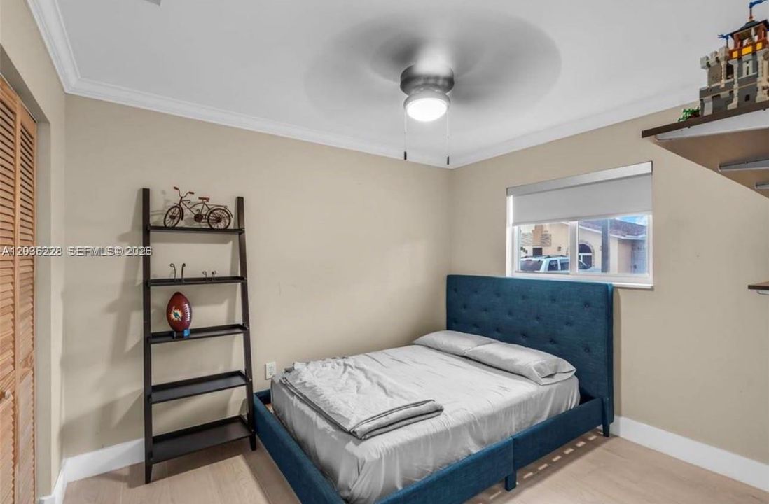 For Rent: $3,000 (2 beds, 1 baths, 1170 Square Feet)