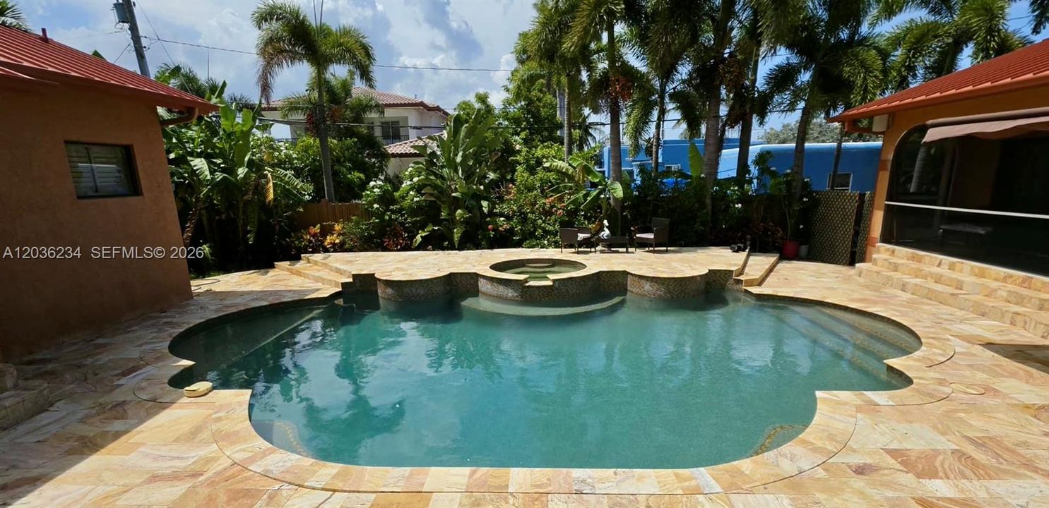 For Sale: $3,000,000 (4 beds, 4 baths, 5468 Square Feet)