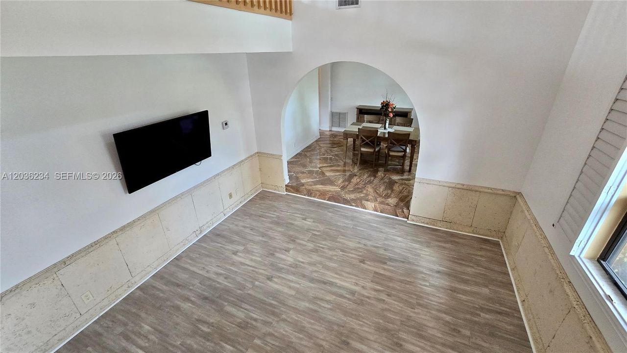 For Sale: $3,000,000 (4 beds, 4 baths, 5468 Square Feet)