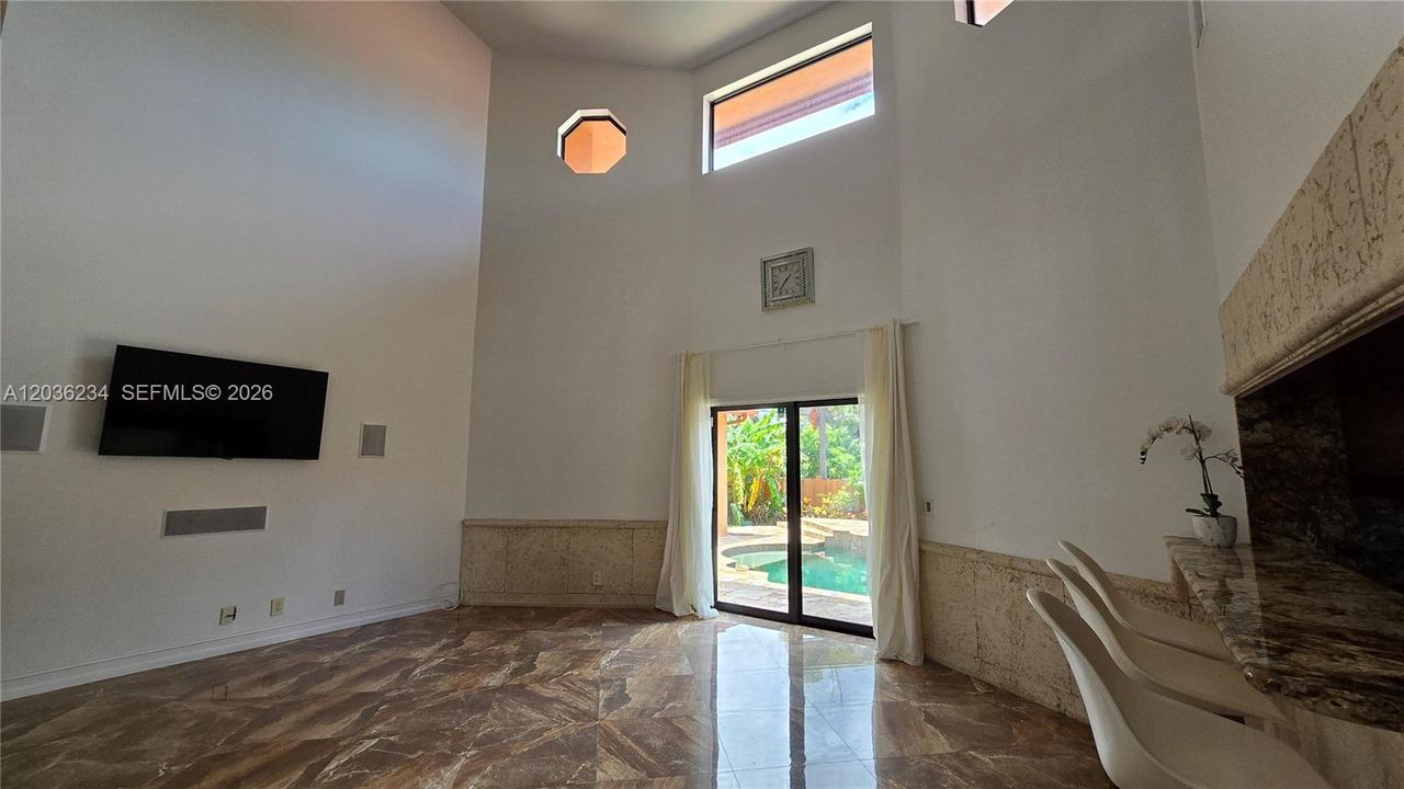 For Sale: $3,000,000 (4 beds, 4 baths, 5468 Square Feet)