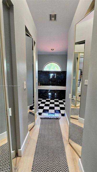For Sale: $3,000,000 (4 beds, 4 baths, 5468 Square Feet)