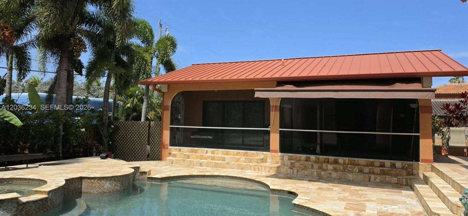 For Sale: $3,000,000 (4 beds, 4 baths, 5468 Square Feet)