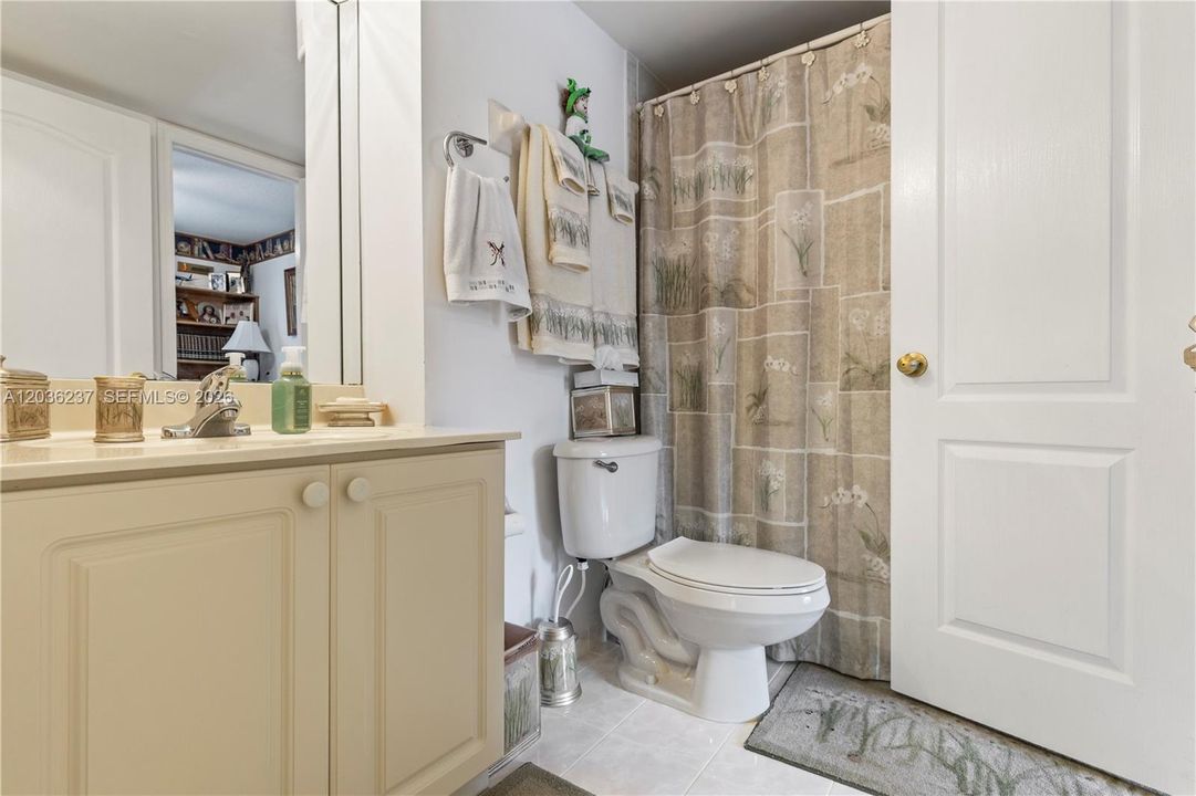 For Sale: $499,999 (3 beds, 3 baths, 1440 Square Feet)