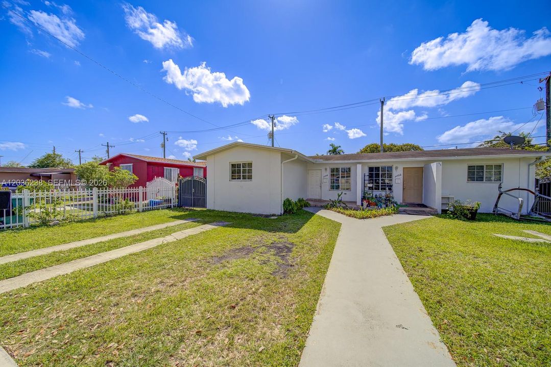For Sale: $800,000 (0 beds, 0 baths, 1688 Square Feet)