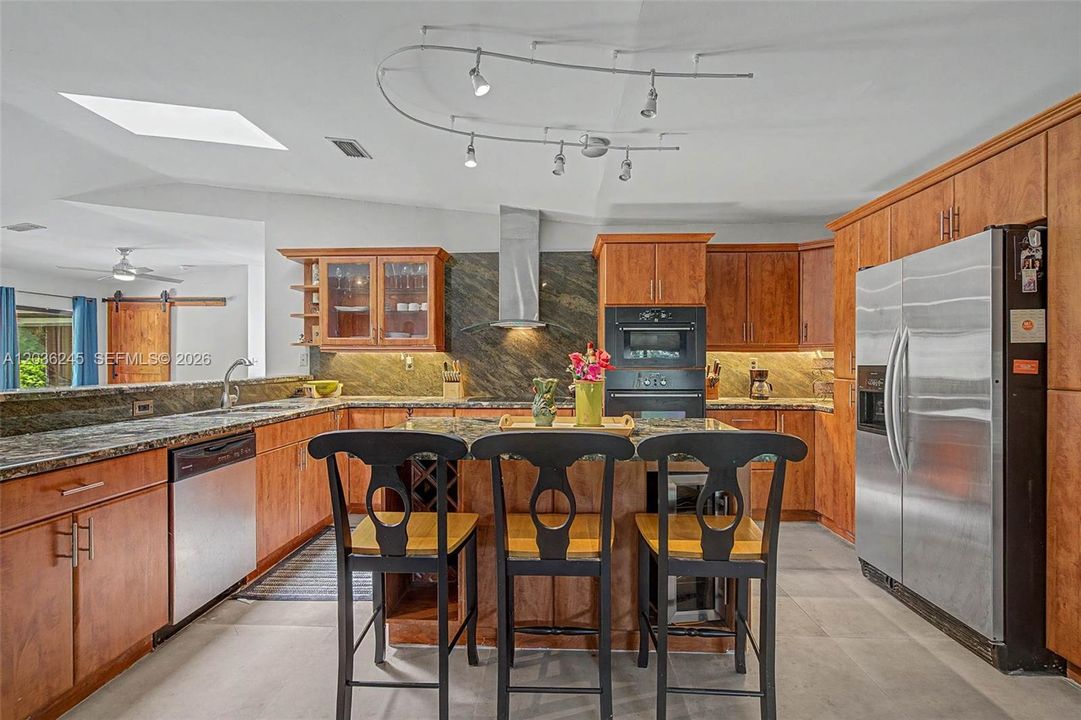 En Venta: $775,000 (3 camas, 2 baños, 1666 Pies cuadrados)