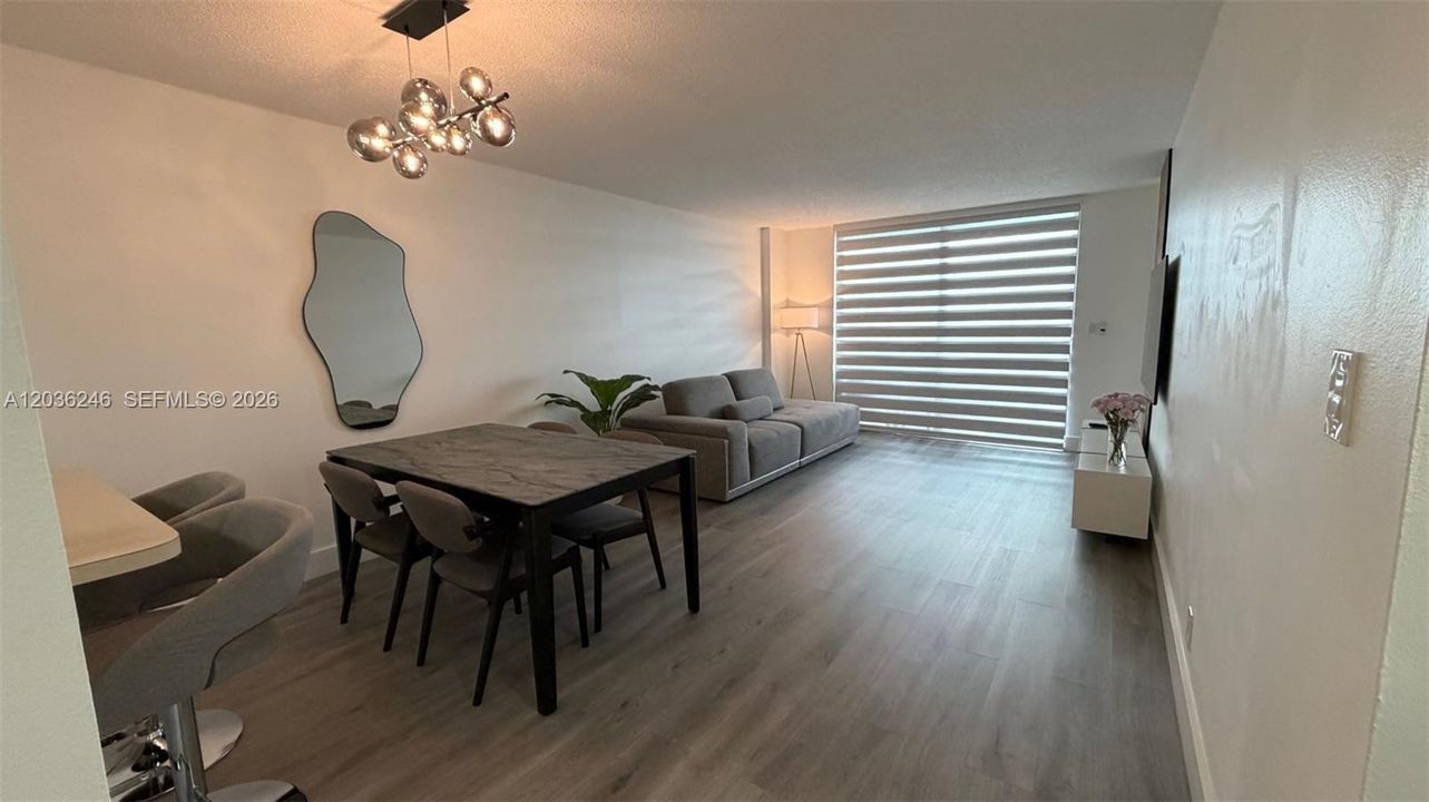 En Venta: $219,000 (1 camas, 1 baños, 712 Pies cuadrados)