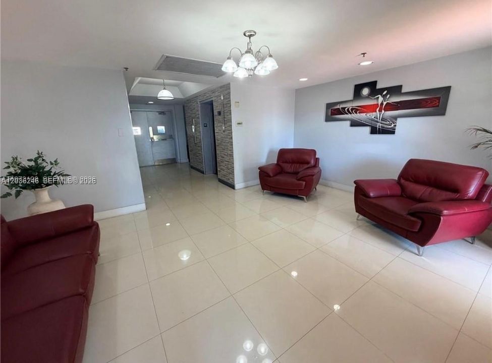 En Venta: $219,000 (1 camas, 1 baños, 712 Pies cuadrados)