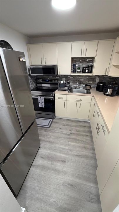 En Venta: $219,000 (1 camas, 1 baños, 712 Pies cuadrados)