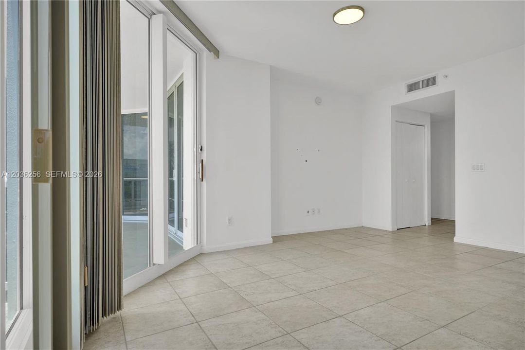 For Sale: $1,096,500 (1 beds, 2 baths, 1100 Square Feet)