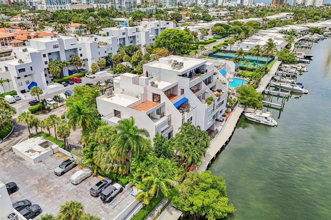 35-web-or-mls-Poinciana Dr 1710-S1906-03