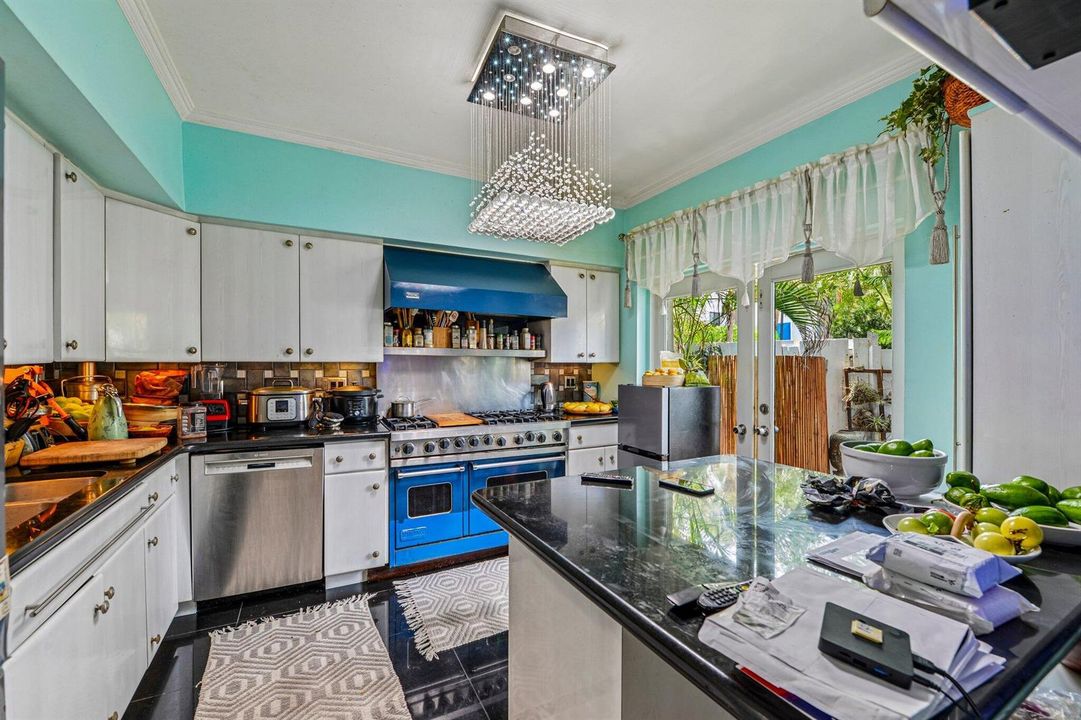 7-web-or-mls-Poinciana Dr 1710-S1906-007