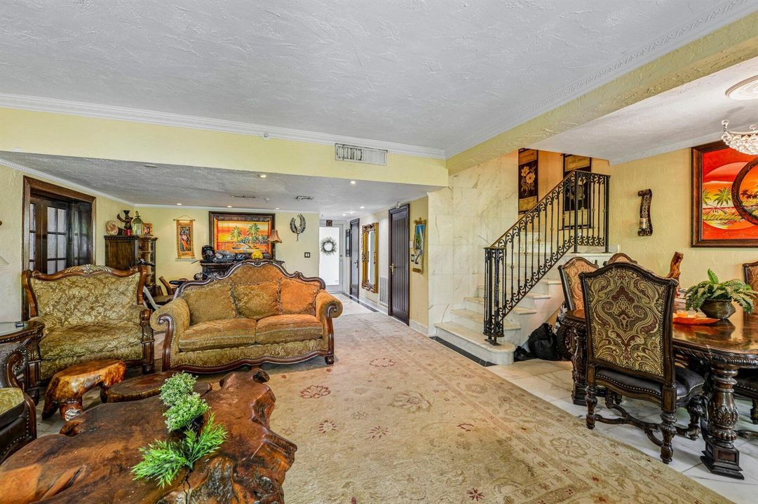 5-web-or-mls-Poinciana Dr 1710-S1906-005