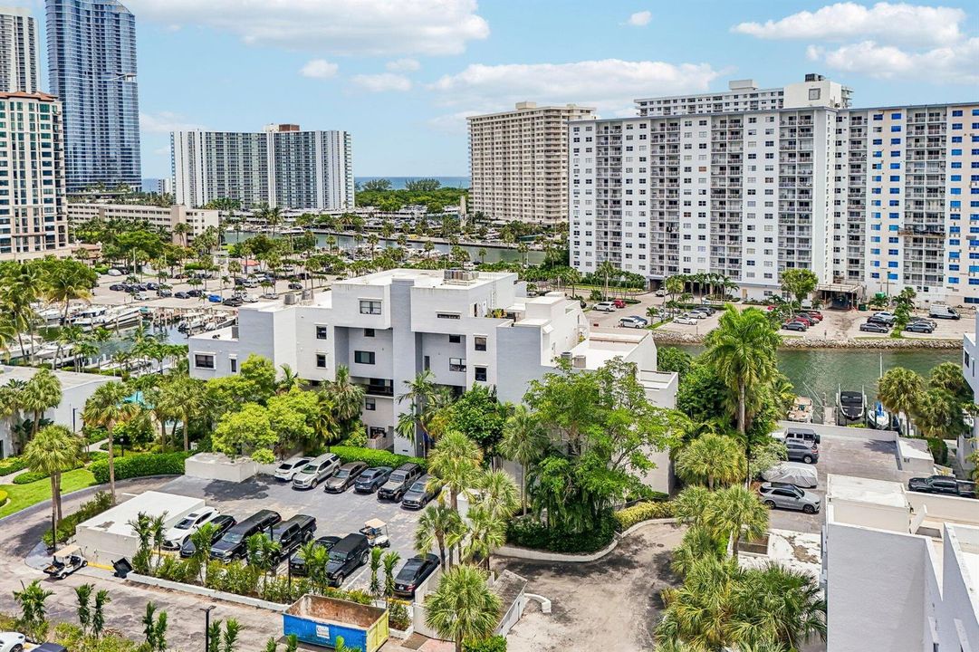 39-web-or-mls-Poinciana Dr 1710-S1906-03