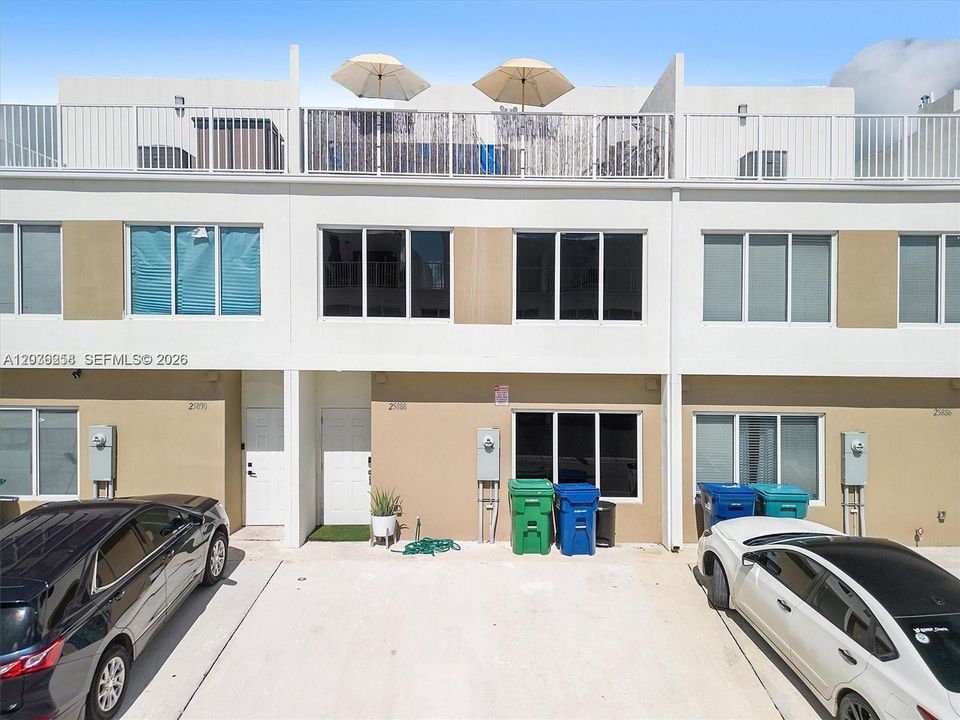 待售: $414,999 (4 贝兹, 3 浴室, 1434 平方英尺)