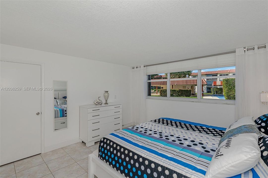 En Venta: $219,900 (2 camas, 2 baños, 1170 Pies cuadrados)