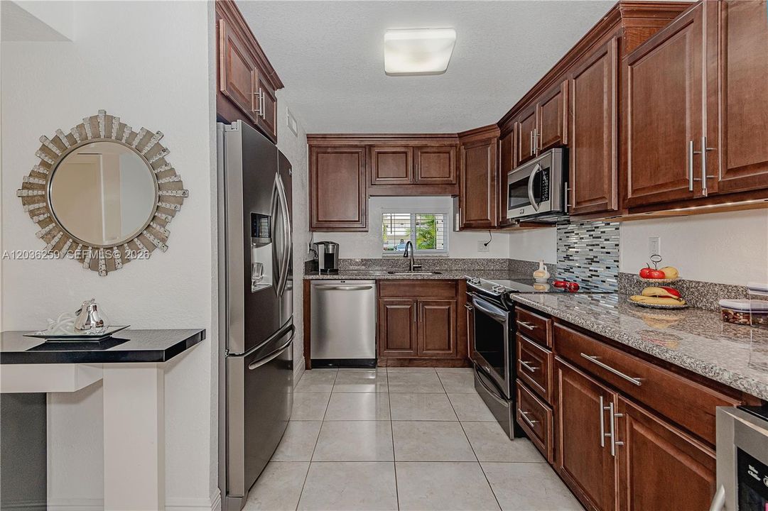 En Venta: $219,900 (2 camas, 2 baños, 1170 Pies cuadrados)