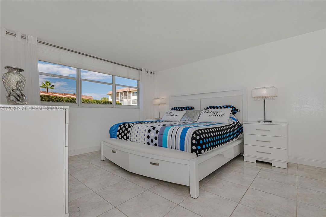 En Venta: $219,900 (2 camas, 2 baños, 1170 Pies cuadrados)