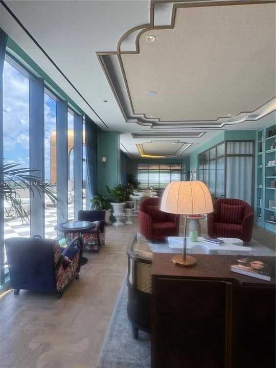 For Sale: $650 (1 beds, 1 baths, 479 Square Feet)