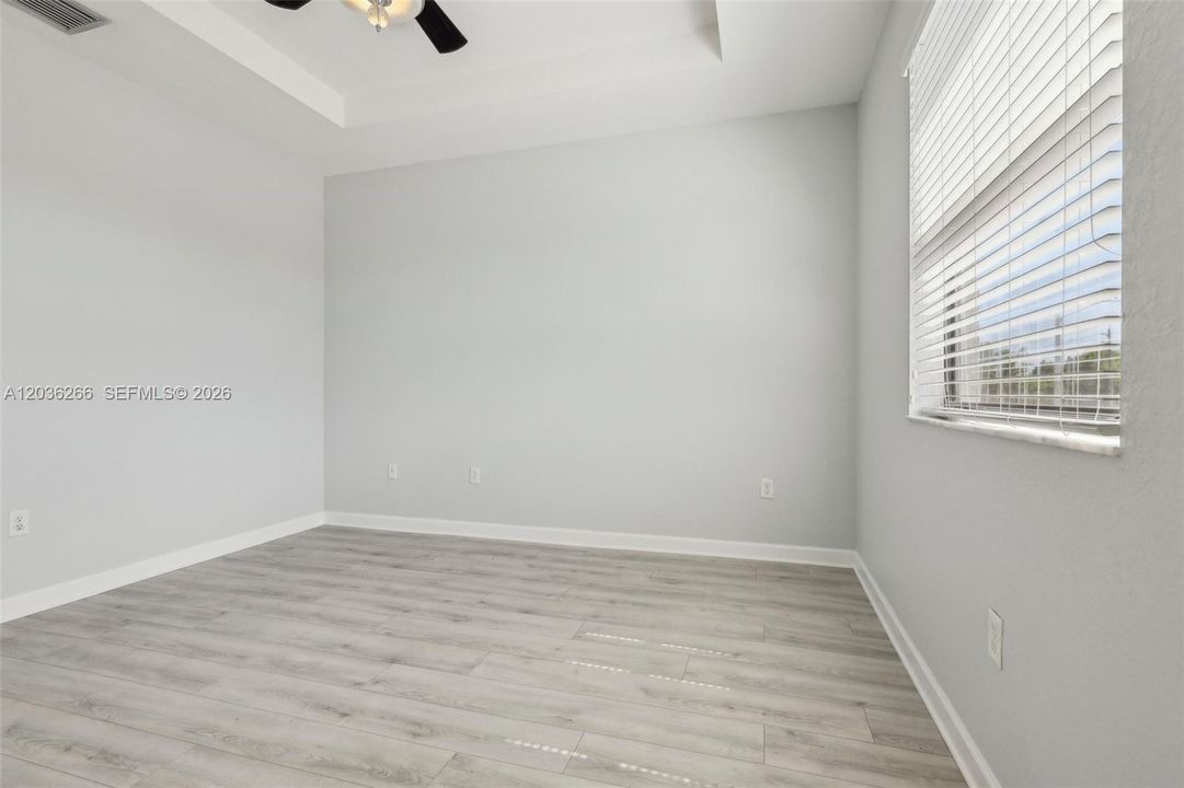 For Rent: $2,300 (3 beds, 2 baths, 1545 Square Feet)