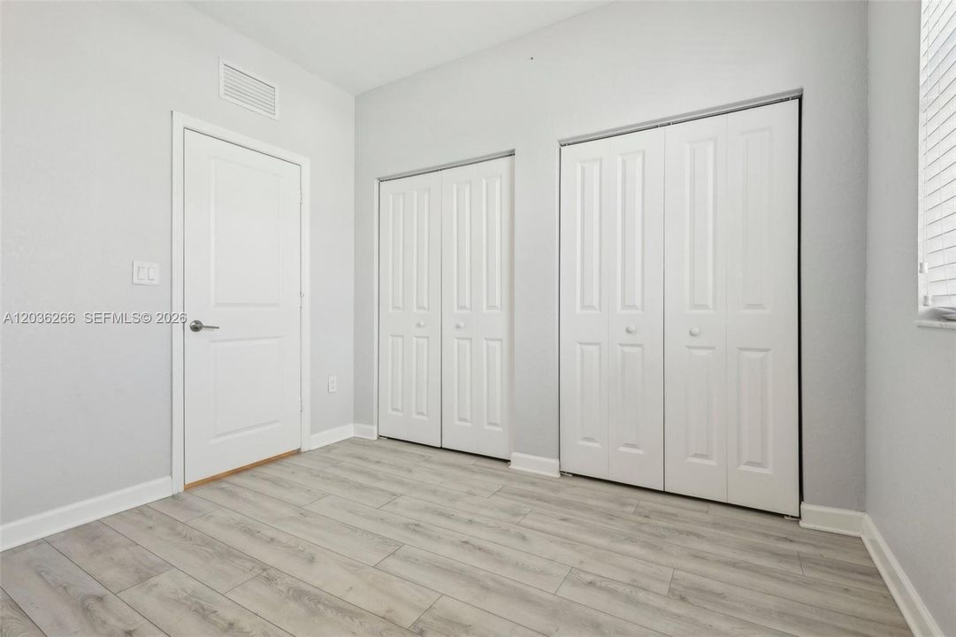For Rent: $2,300 (3 beds, 2 baths, 1545 Square Feet)