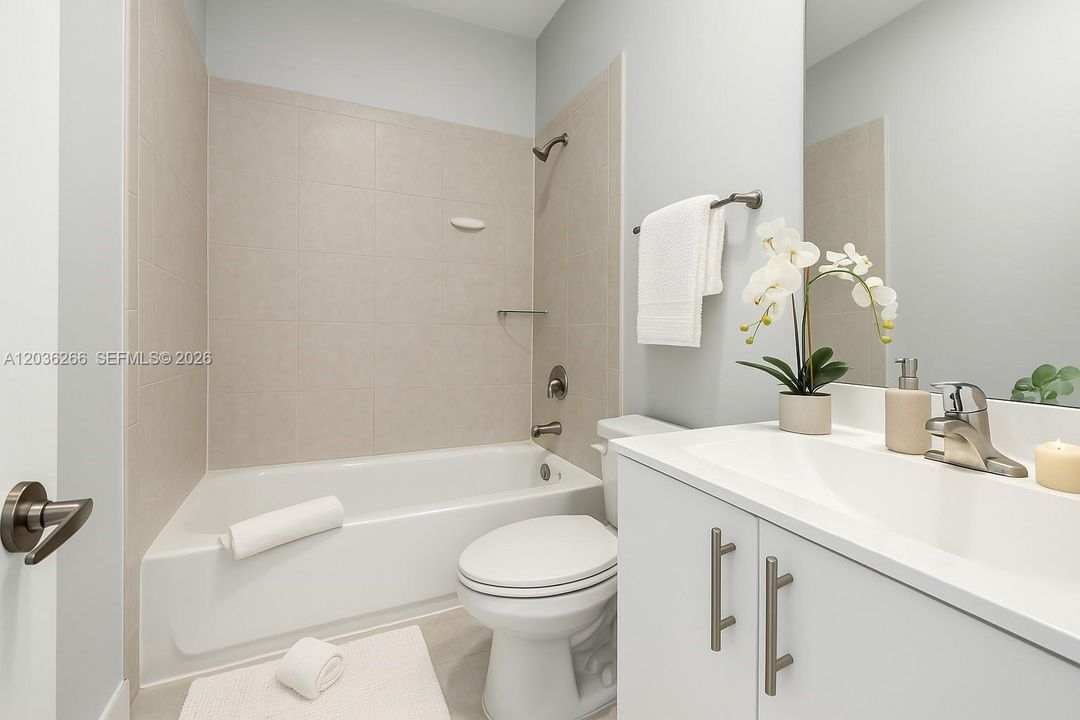 For Rent: $2,300 (3 beds, 2 baths, 1545 Square Feet)