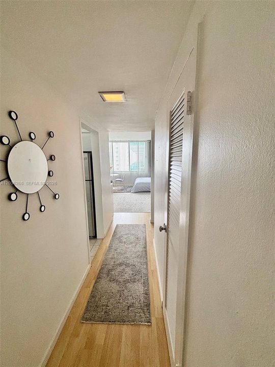 В аренду: $2,450 (0 спален, 1 ванн, 619 Квадратных фут)
