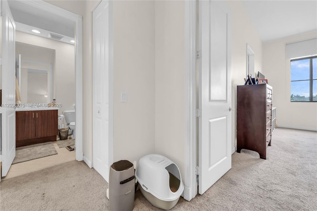 En Venta: $530,000 (3 camas, 2 baños, 1865 Pies cuadrados)