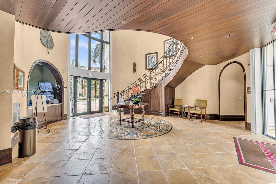 En Venta: $530,000 (3 camas, 2 baños, 1865 Pies cuadrados)