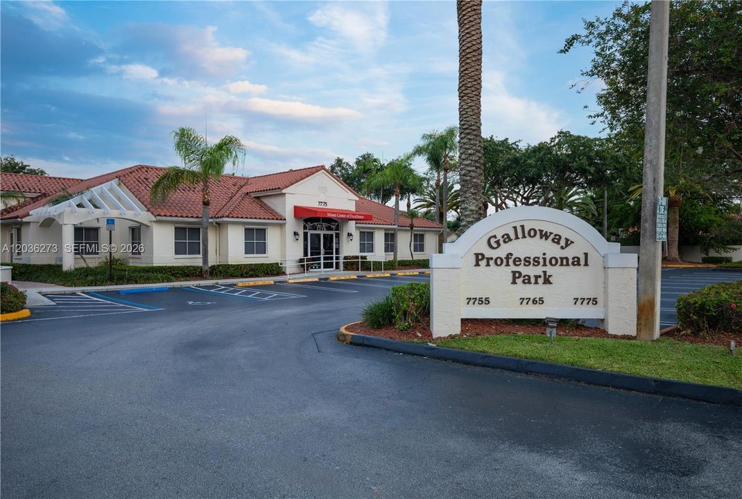 На продажу: $1,750,000 (0 спален, 0 ванн, 0 Квадратных фут)