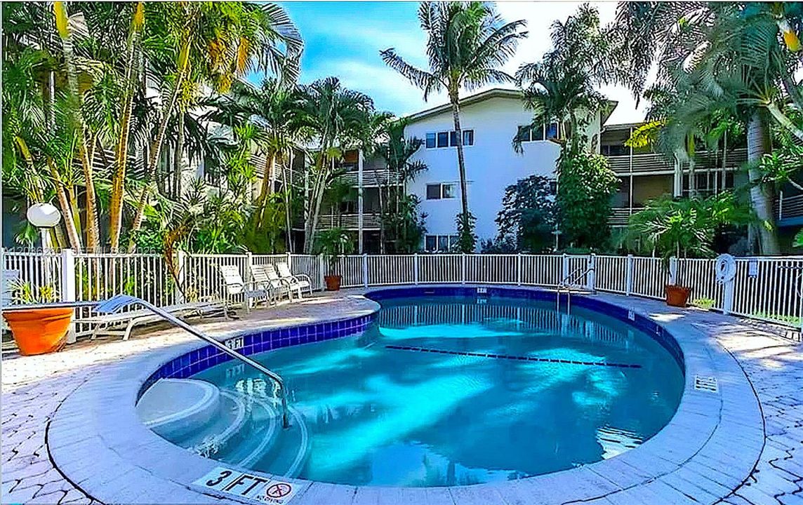 En Venta: $239,900 (1 camas, 1 baños, 688 Pies cuadrados)