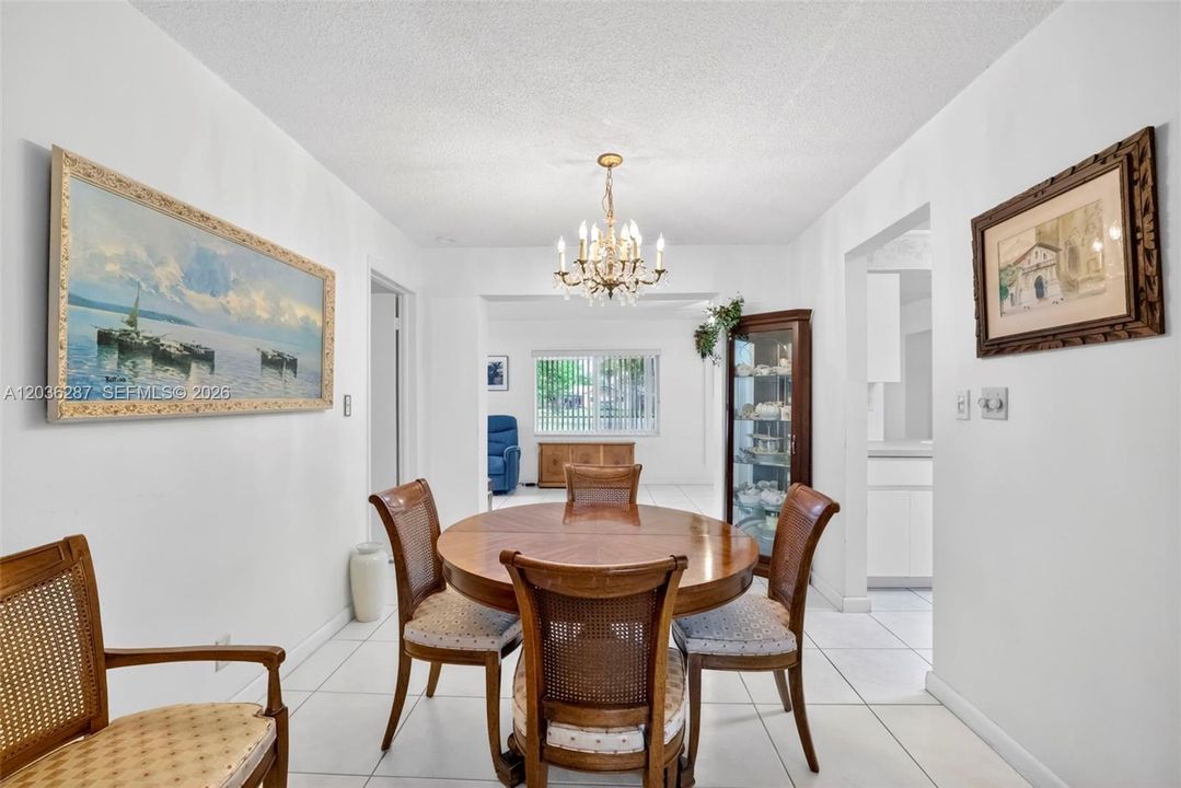 For Sale: $445,000 (3 beds, 2 baths, 1906 Square Feet)