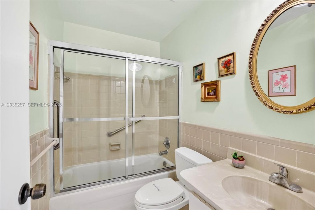 For Sale: $445,000 (3 beds, 2 baths, 1906 Square Feet)