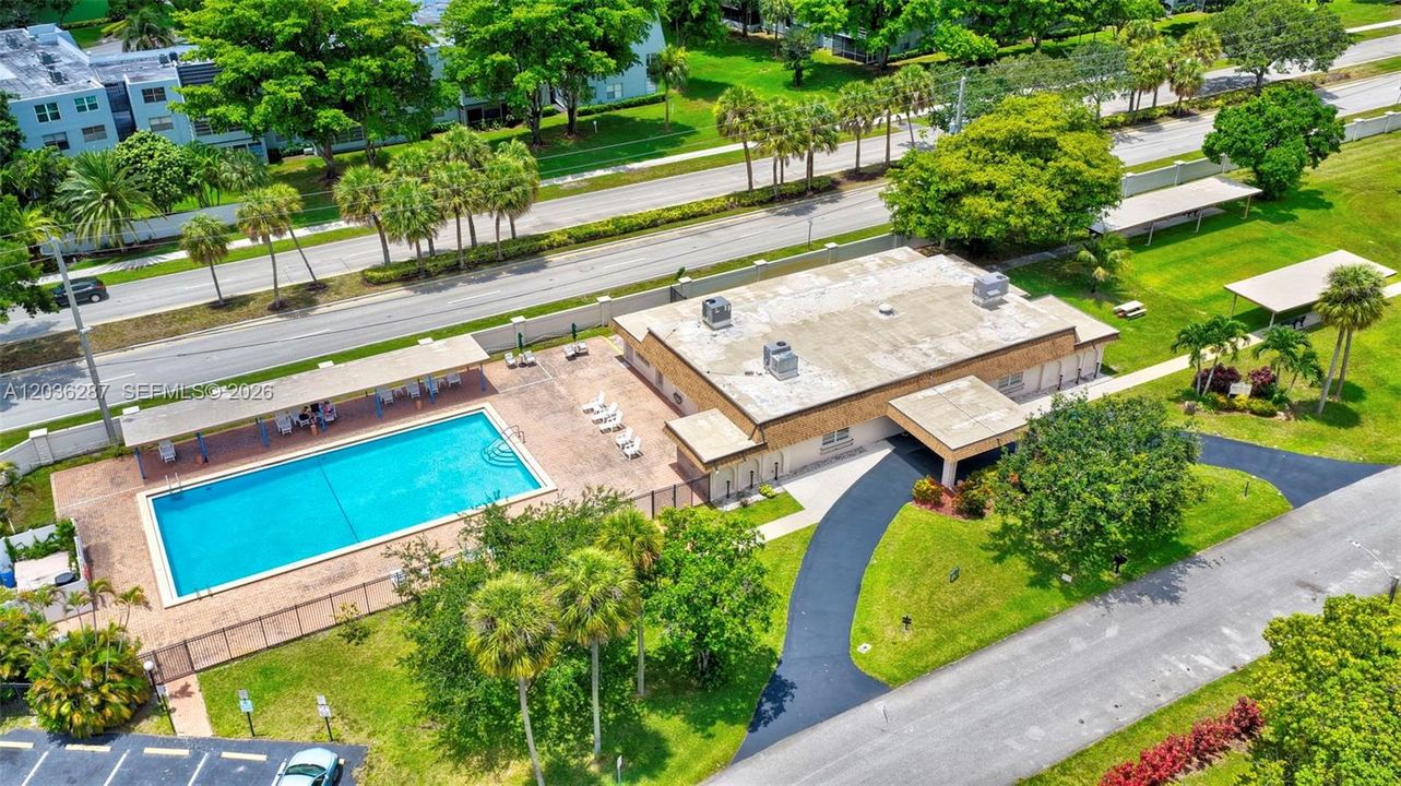 For Sale: $445,000 (3 beds, 2 baths, 1906 Square Feet)