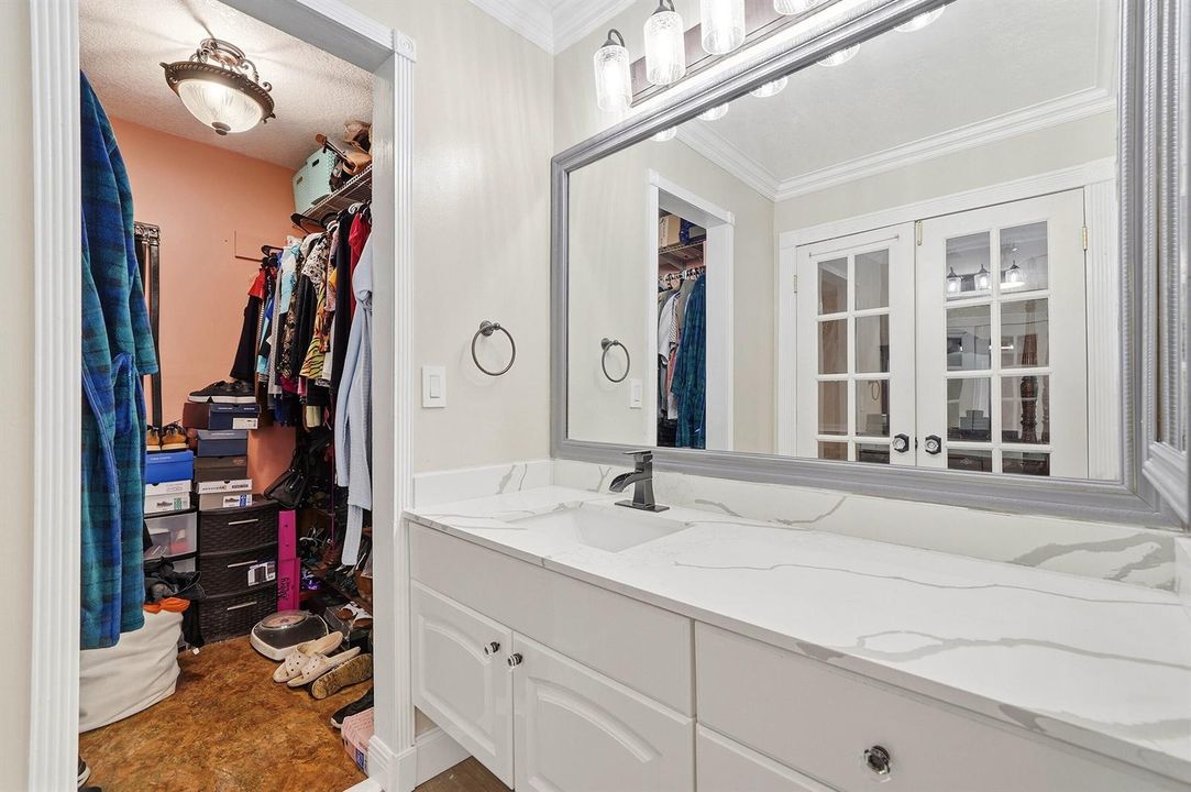32_bathroom