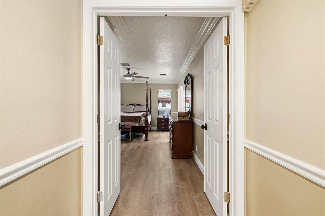 25_hallway
