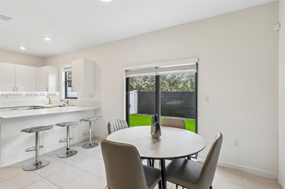For Sale: $477,799 (3 beds, 2 baths, 1344 Square Feet)