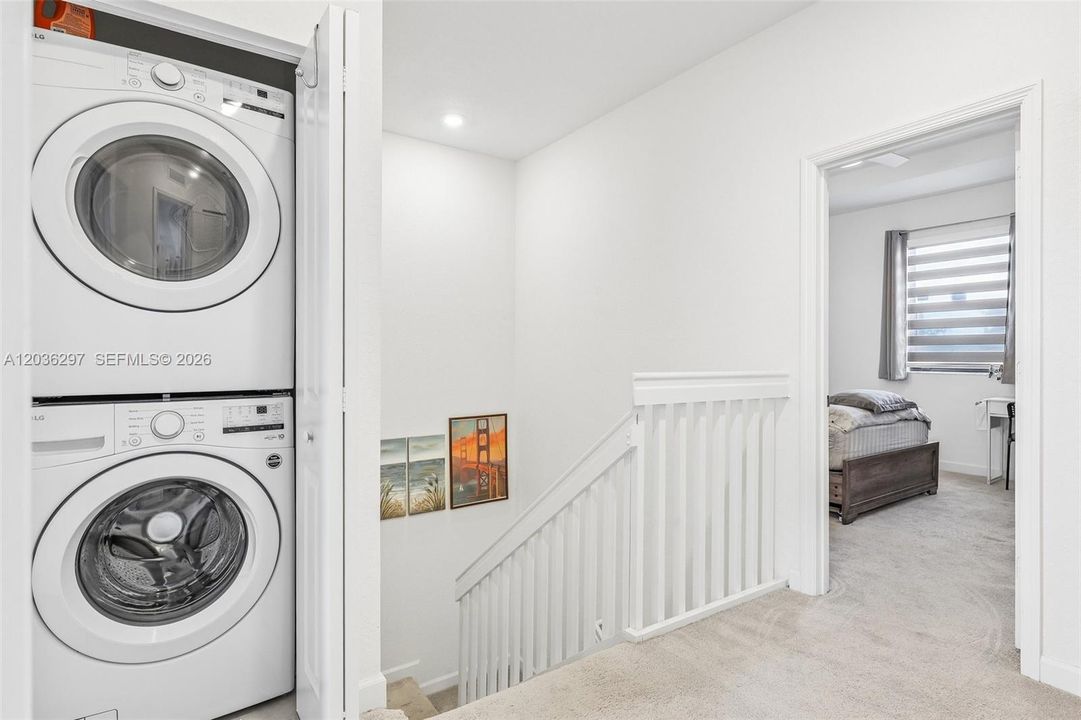 For Sale: $477,799 (3 beds, 2 baths, 1344 Square Feet)