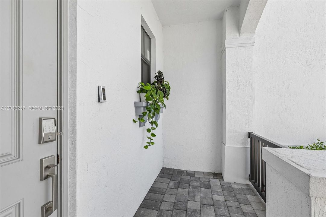 For Sale: $477,799 (3 beds, 2 baths, 1344 Square Feet)