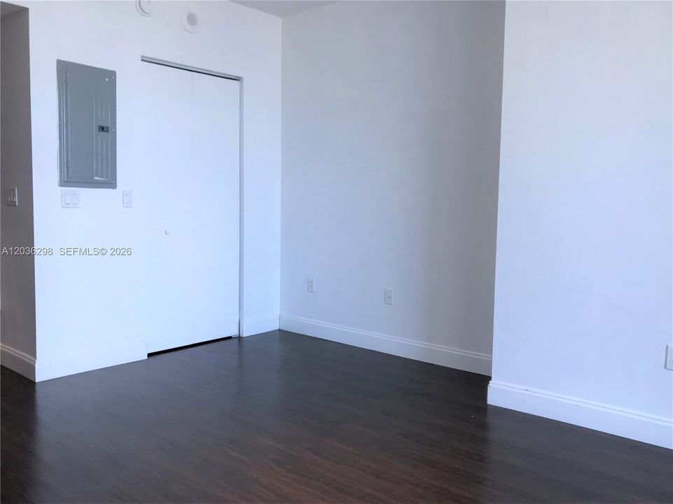 En Renta: $2,200 (0 camas, 1 baños, 451 Pies cuadrados)