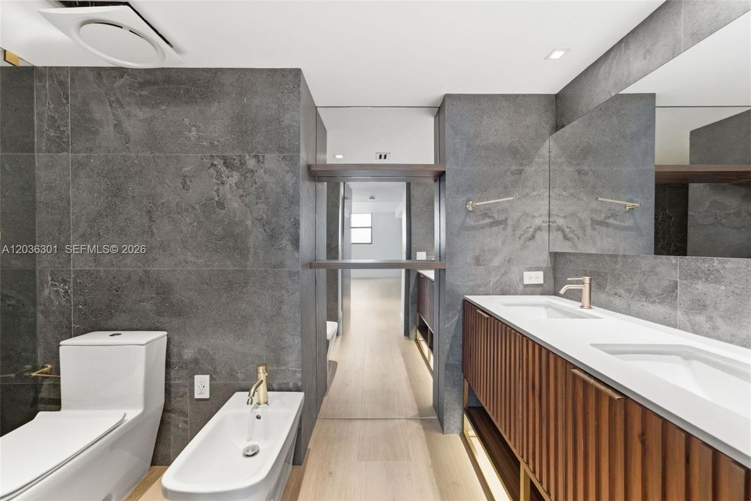 For Rent: $7,999 (2 beds, 2 baths, 1440 Square Feet)